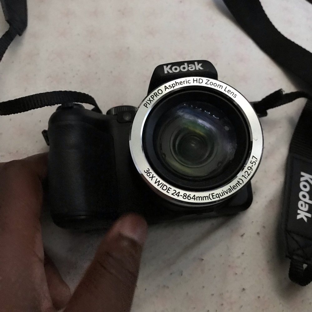 Camera - Picture 4 of 5